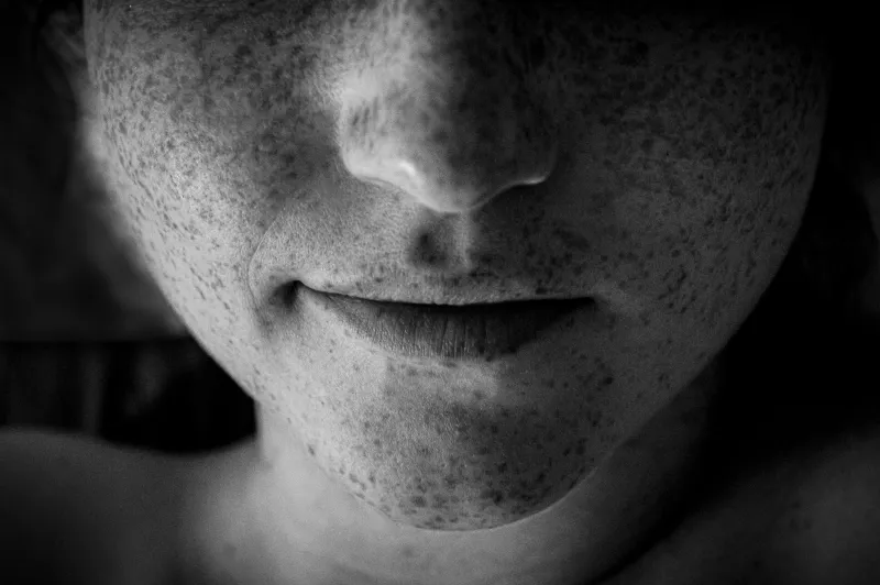 Pores, Scars, and All: Why Real Skin Texture Is the New Power Move